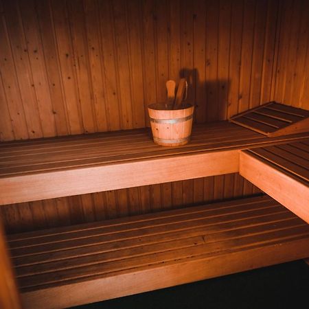 Luxe Vakantiehuis In Het Bos Met Jacuzzi En Sauna Lunteren Dış mekan fotoğraf