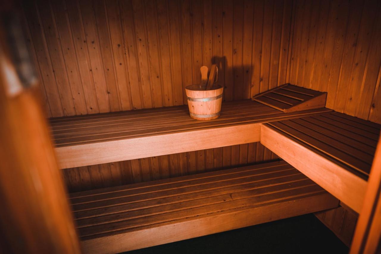 Luxe Vakantiehuis In Het Bos Met Jacuzzi En Sauna Lunteren Dış mekan fotoğraf